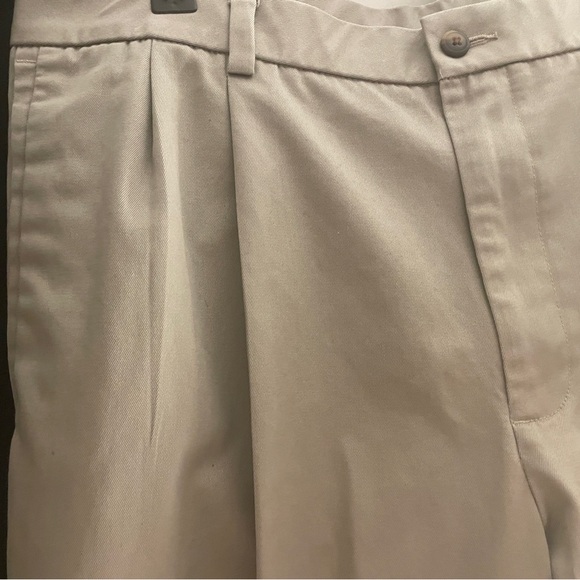 HAGGAR CHINO PANTS 36x29 - Picture 2 of 6